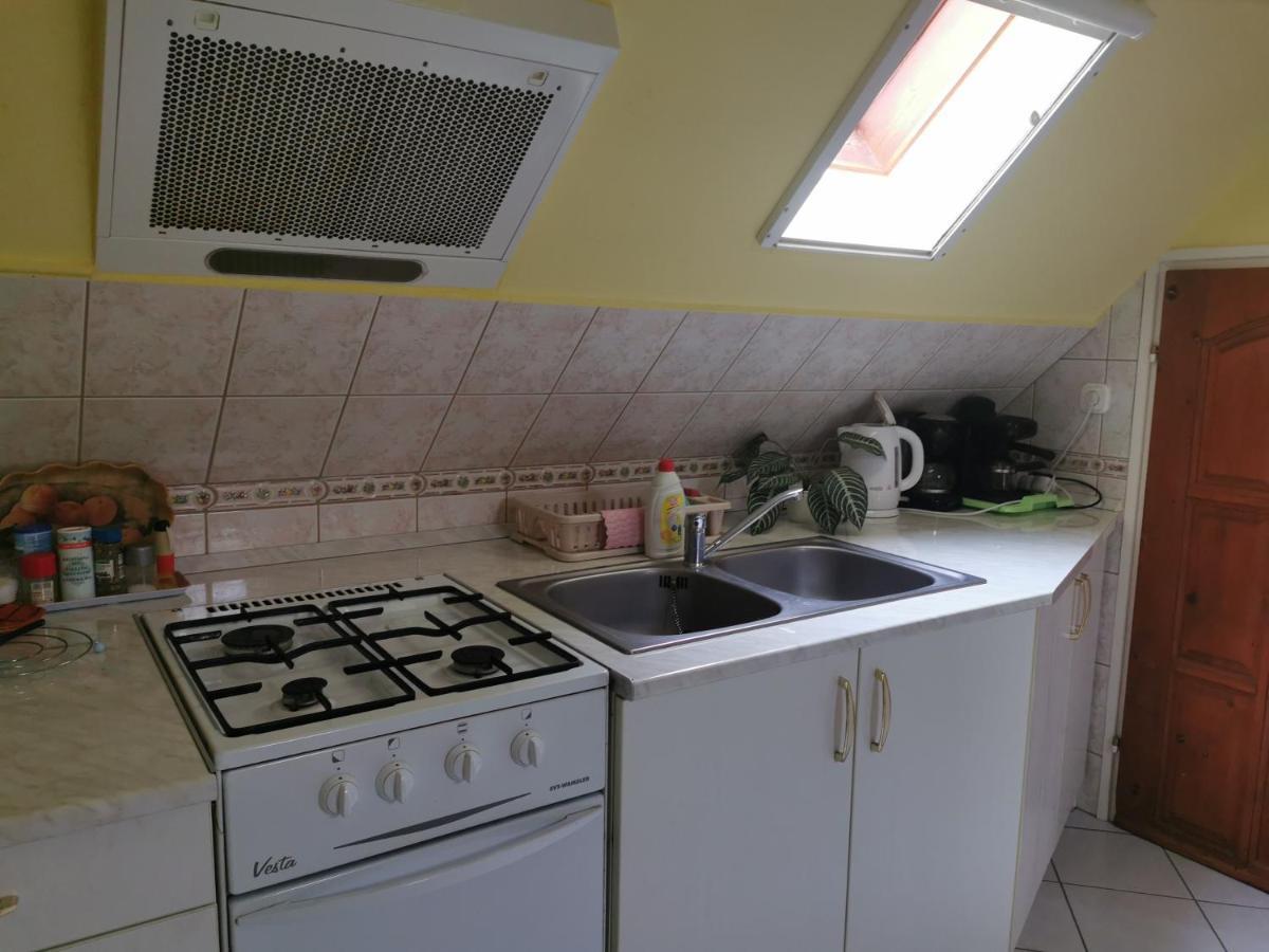 Bianka Apartman بالاتوليلّي المظهر الخارجي الصورة