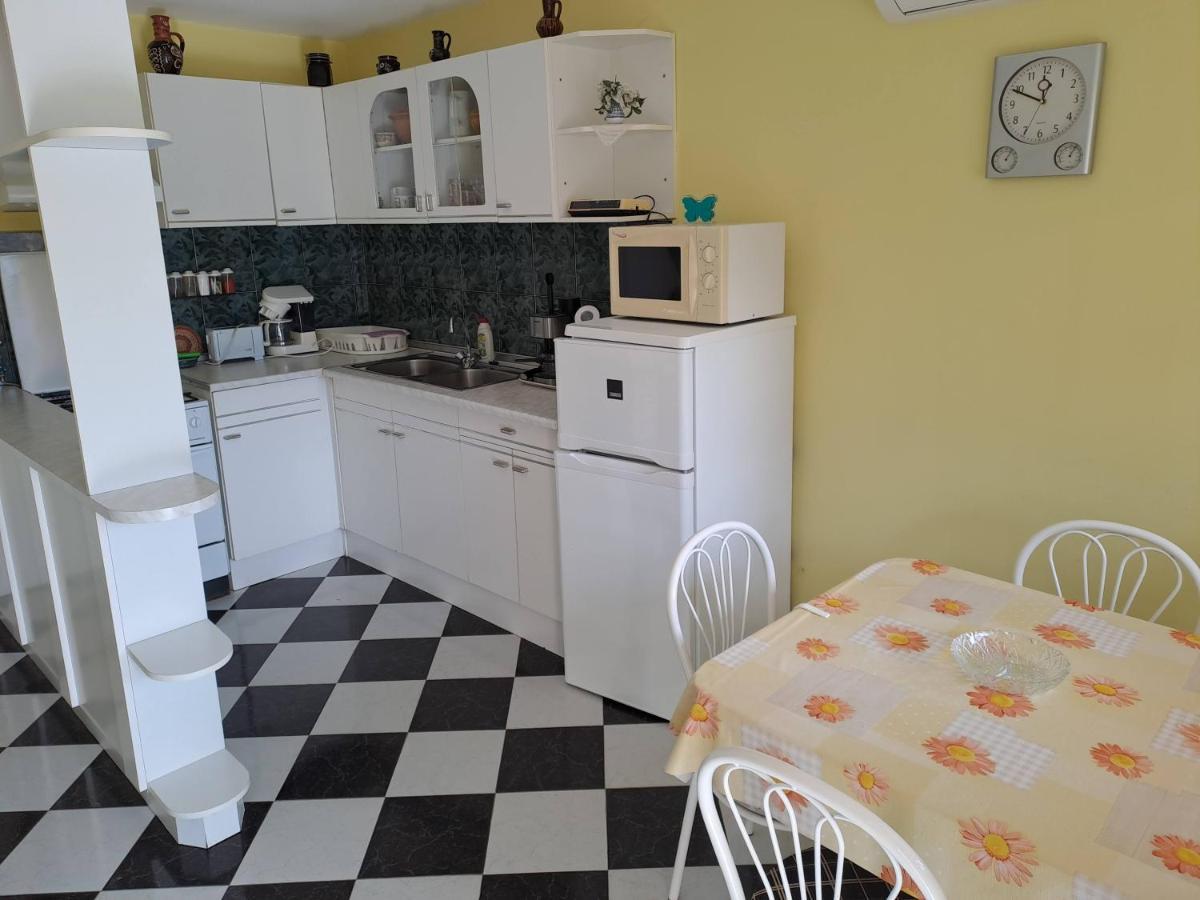 Bianka Apartman بالاتوليلّي المظهر الخارجي الصورة
